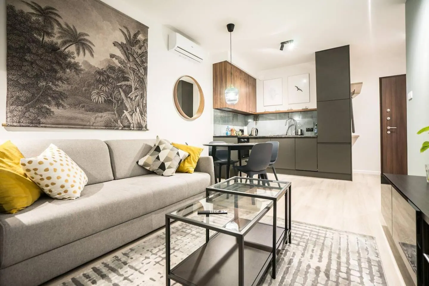 Διαμέρισμα Vipwarsawapartments Onyx Mennica Residence Πολωνία