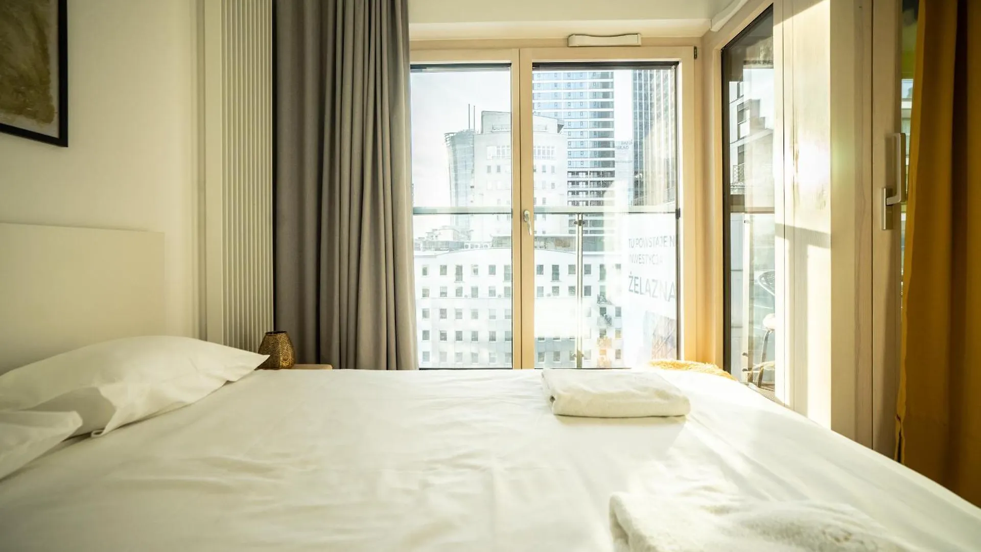 Vipwarsawapartments Onyx Mennica Residence Διαμέρισμα