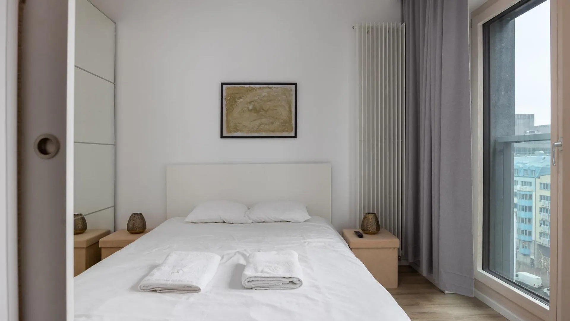 Vipwarsawapartments Onyx Mennica Residence Διαμέρισμα